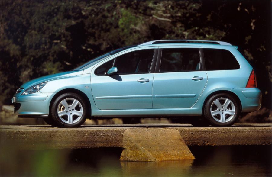  Peugeot 307 SW 2002 года  (фото 21 из 25)